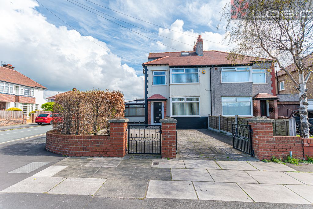 3 bed semidetached house for sale in Forefield Lane, Crosby, Liverpool