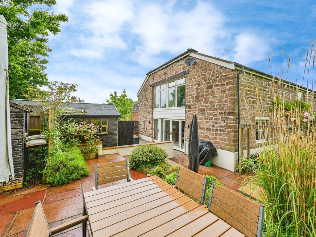 4 bed barn conversion to rent in The Hollies, Burntwood WS7, £2,250 pcm