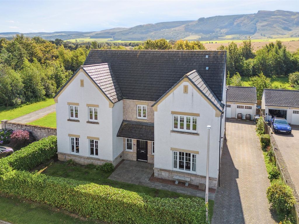5 bed detached house for sale in 24 Graemeslea View, Aberuthven