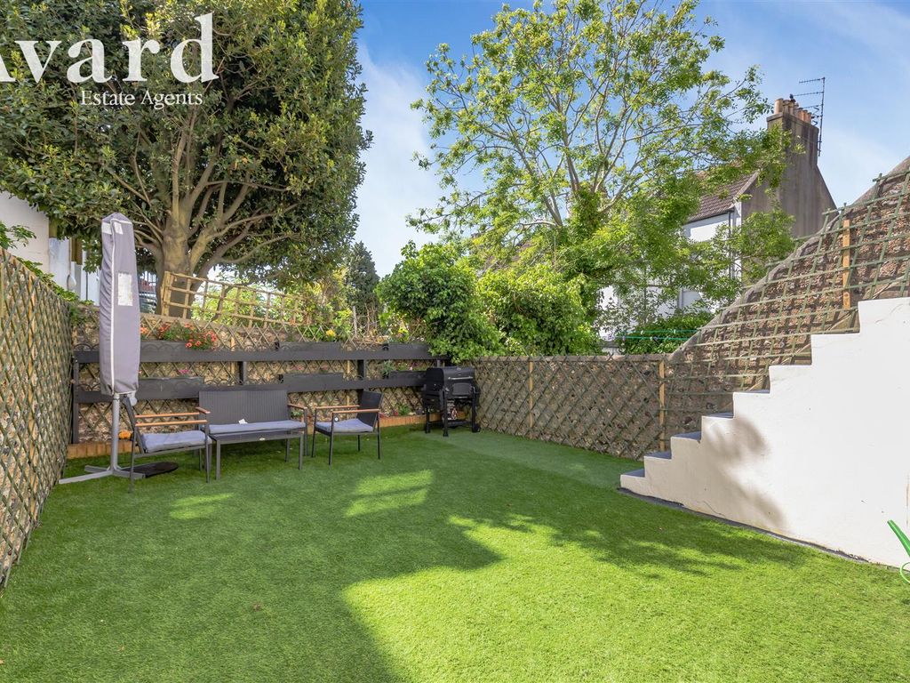 2 bed flat for sale in Ditchling Rise, Brighton BN1 Zoopla