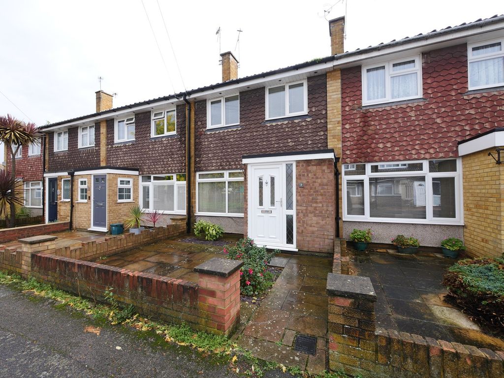 Courtfield Road, Ashford TW15  