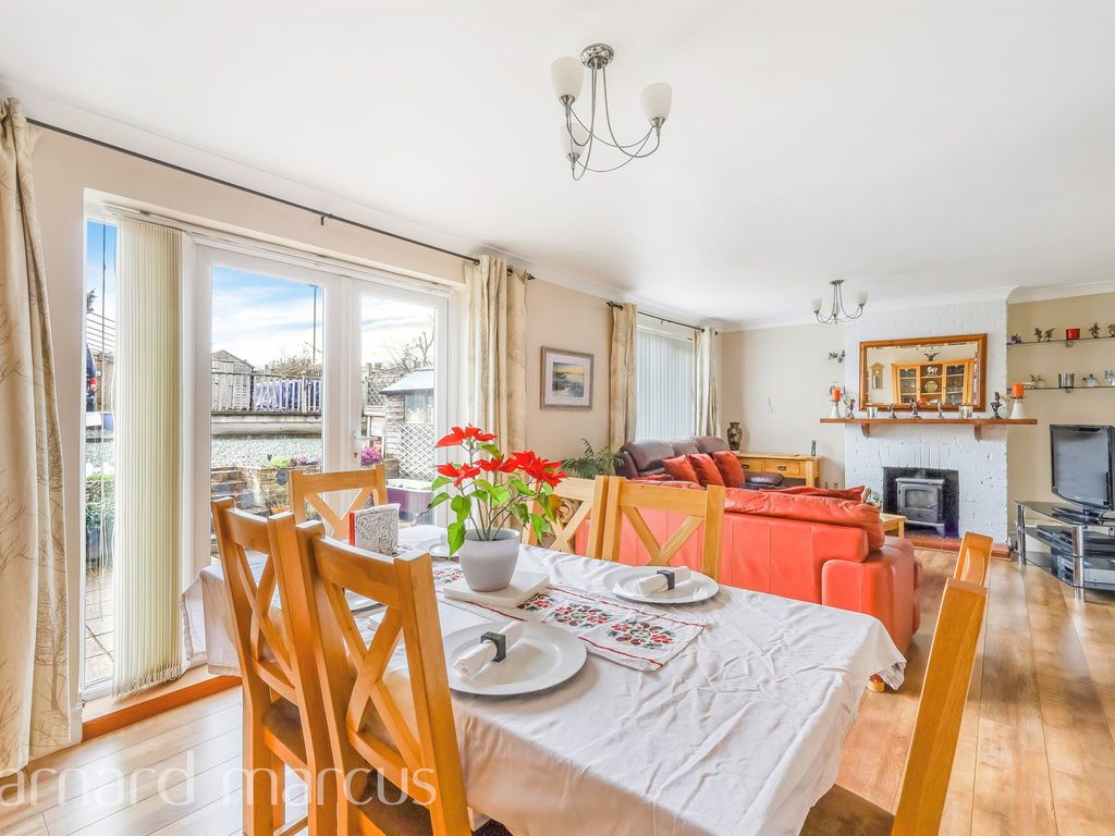 3 bed semidetached house for sale in Rabies Heath Road, Bletchingley, Redhill RH1 Zoopla