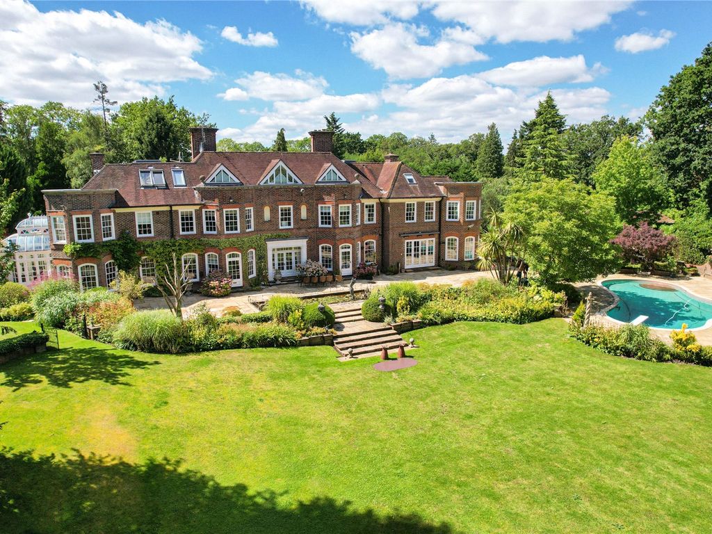 7 bed detached house for sale in South Ridge, St Hill