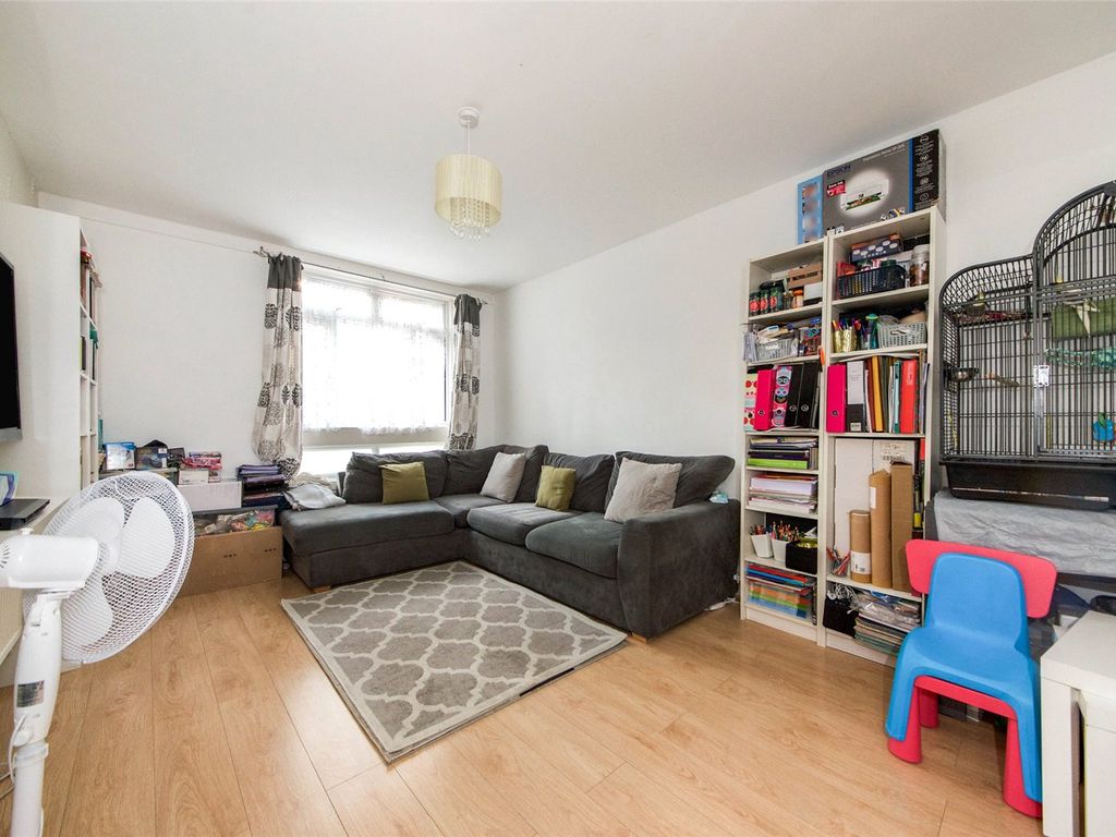 2 bed flat for sale in James Hammett House, Ravenscroft Street, London
