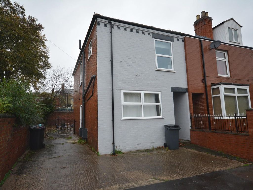 Infirmary Road, Chesterfield S41