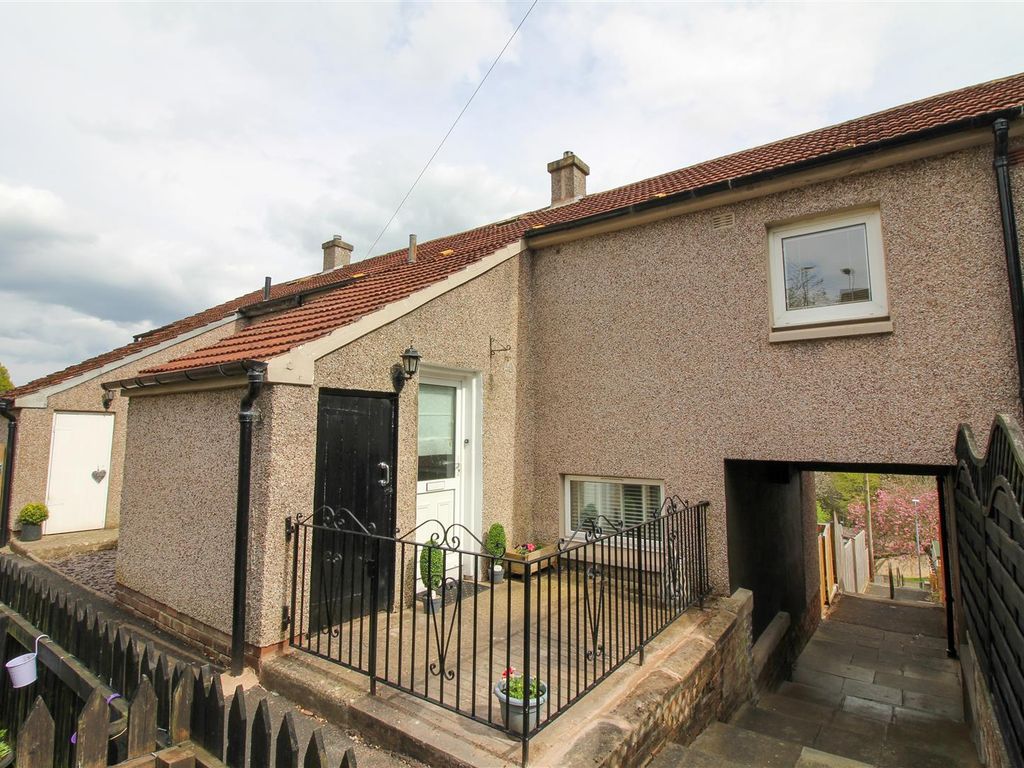 3 bed end terrace house for sale in Silverbuthall Road, Hawick TD9, £125,000 Zoopla