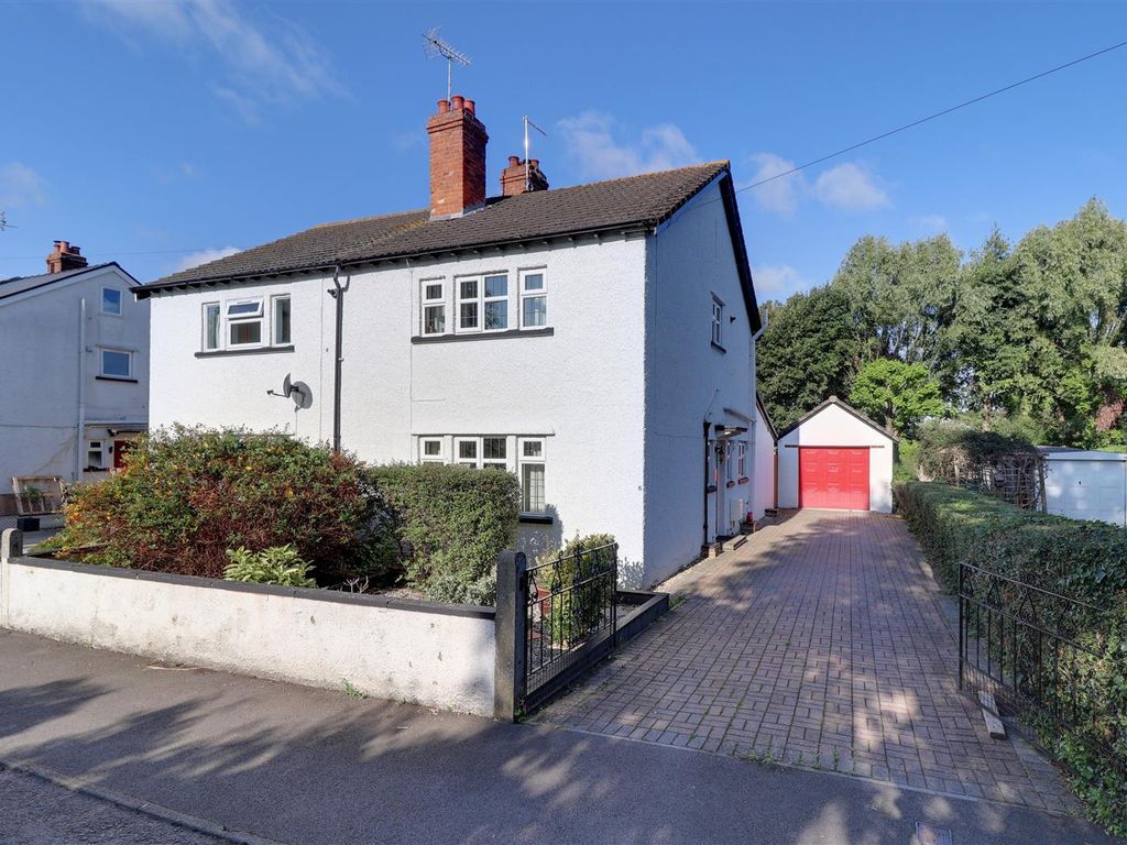 3 bed semidetached house for sale in Welveland Lane, Barnwood