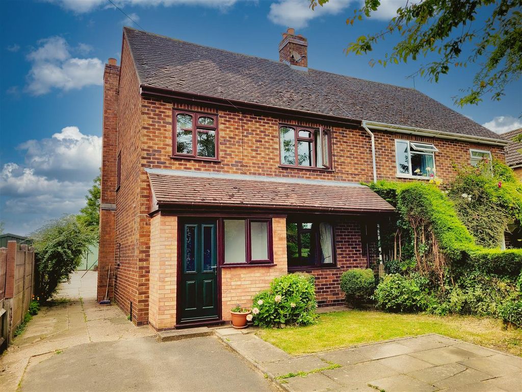 3 bed semidetached house to rent in Bromley Wood, Abbots Bromley
