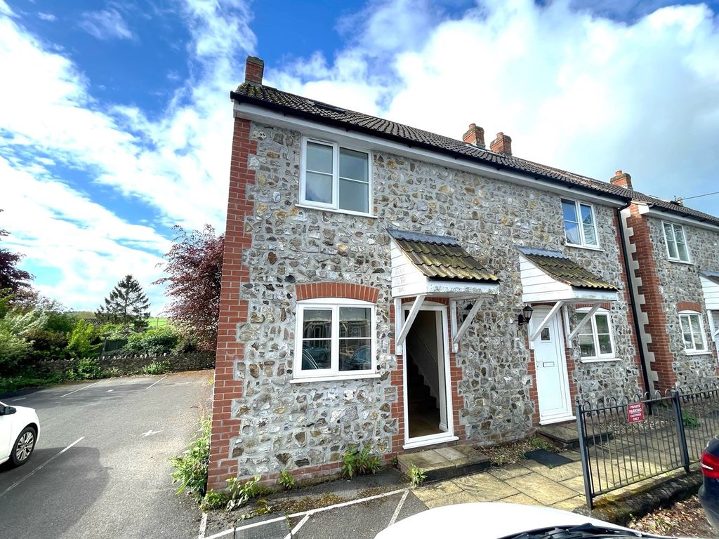3 bed semidetached house to rent in Combe Hill, Combe St Nicholas