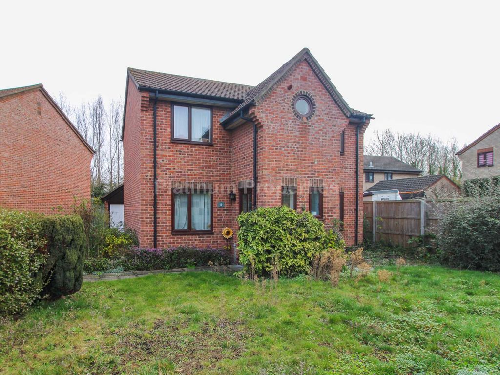 3 bed detached house to rent in The Brambles, Bar Hill CB23 Zoopla