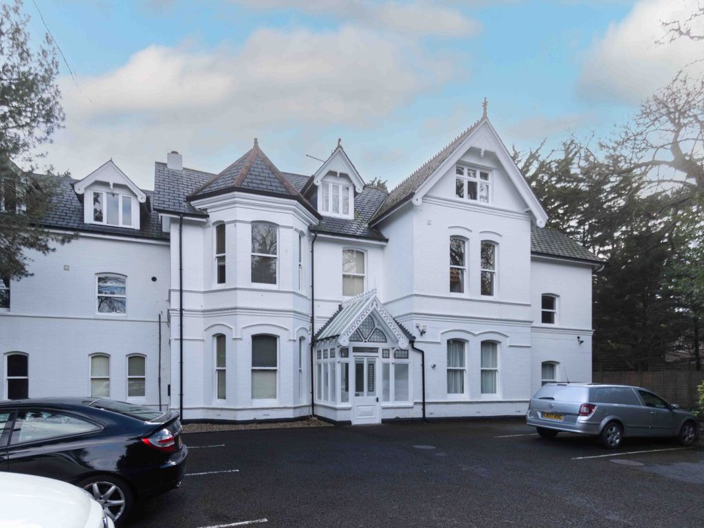 3 bed flat for sale in Dean Park Road, Bournemouth BH1 Zoopla