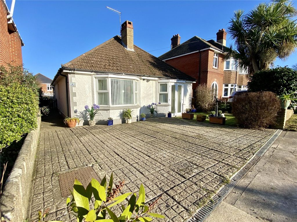 2 bed bungalow for sale in Pierrellen Gardens, Shanklin, Isle Of Wight