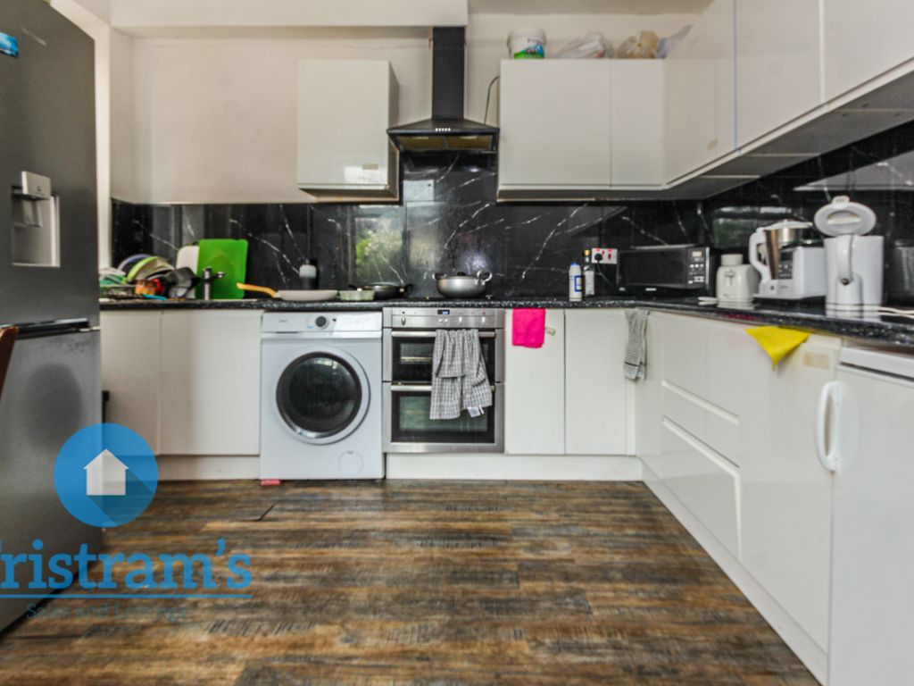 1 bed terraced house to rent in Room 1, Station Road, Beeston NG9 Zoopla