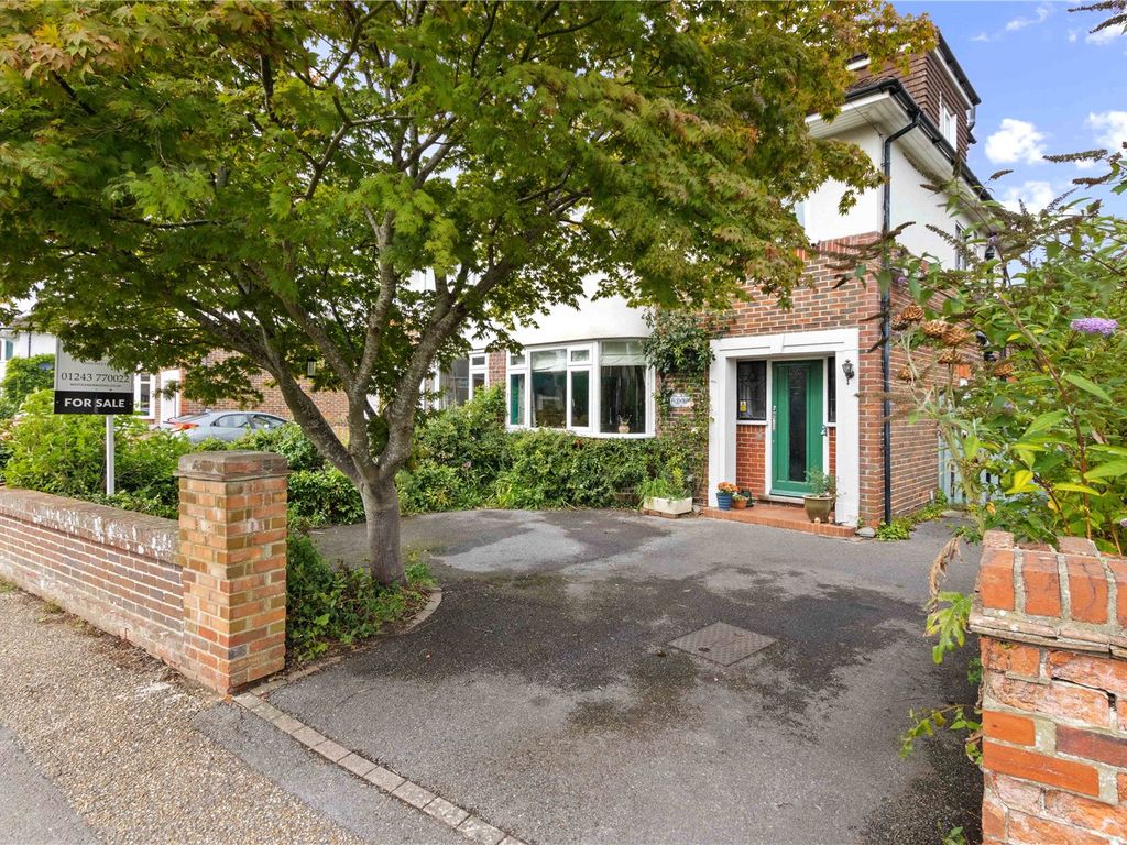 4 bed semidetached house for sale in Grosvenor Road, Chichester, West