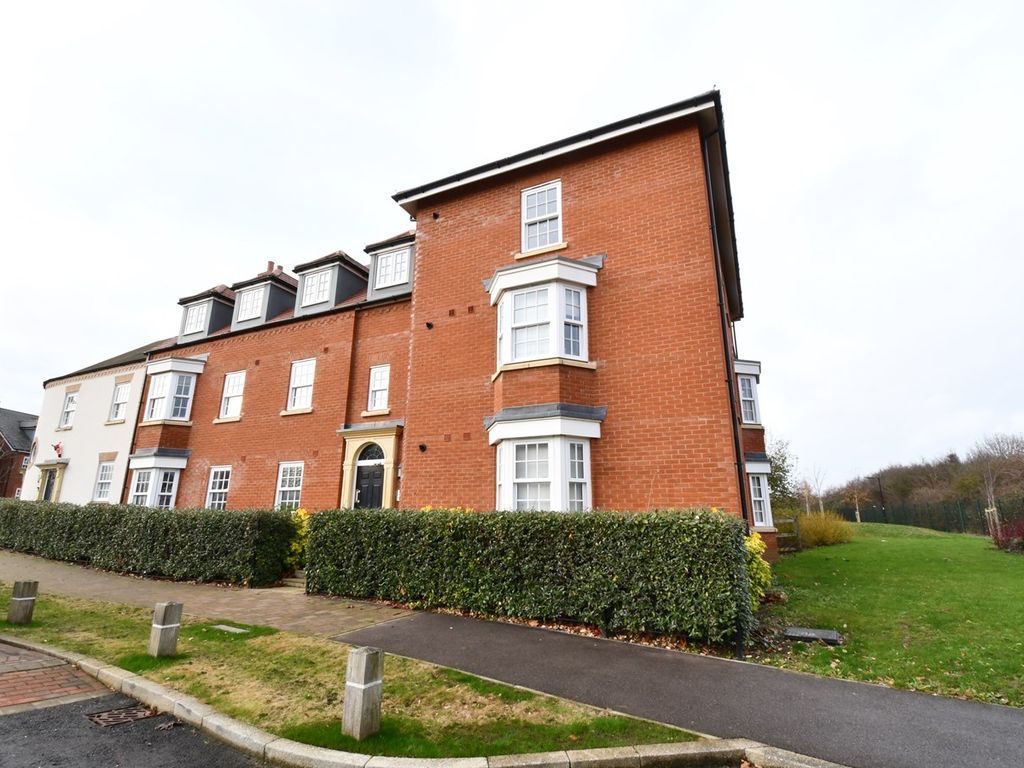 1 bed flat for sale in Wilkinson Road, Kempston, Bedford MK42, £180,000