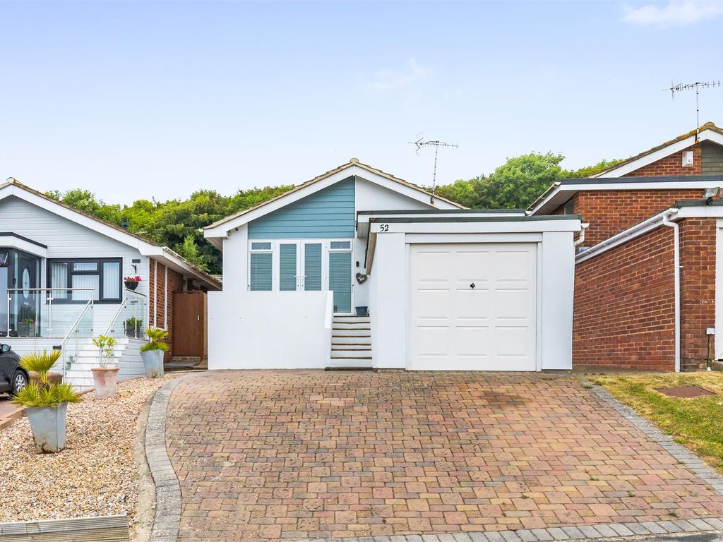 3 bed detached bungalow for sale in Slonk Hill Road, ShorehamBySea