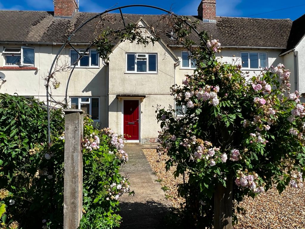 3 bed terraced house for sale in Springfield Road, Cirencester GL7 Zoopla