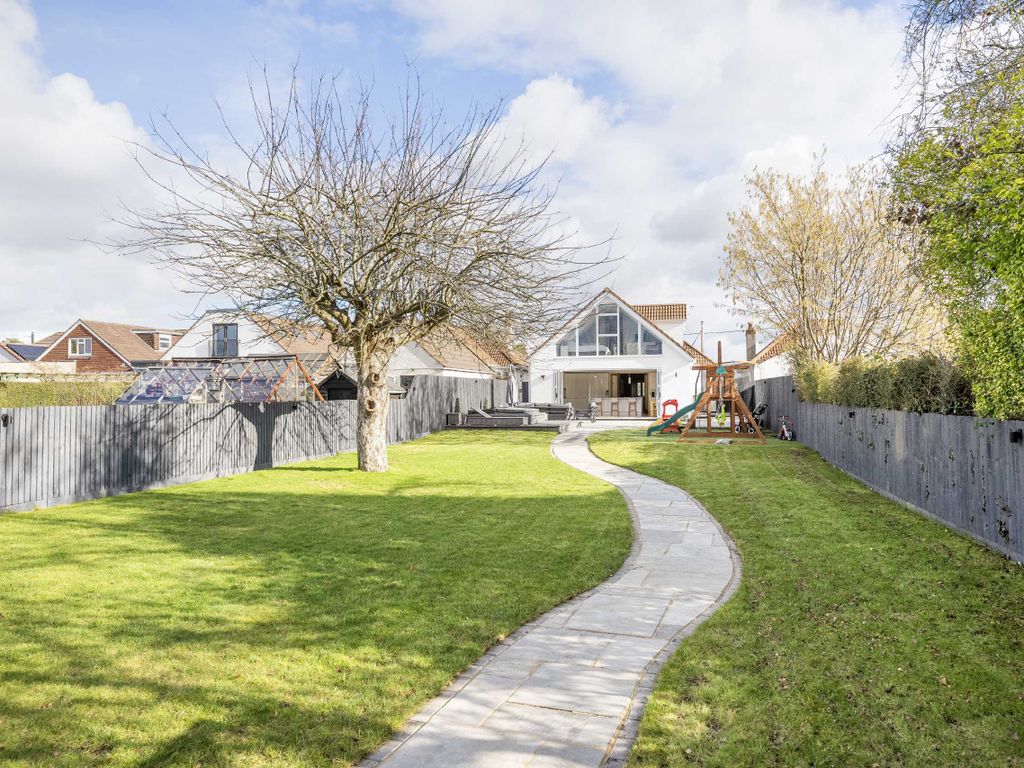 4 bed detached house for sale in Gloucester Road, Patchway, Bristol