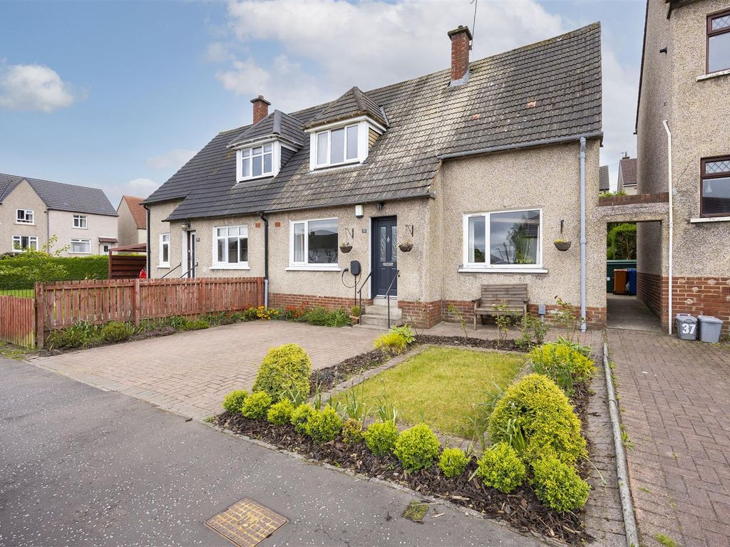3 bed semidetached house for sale in Oak Drive, Lenzie, Kirkintilloch