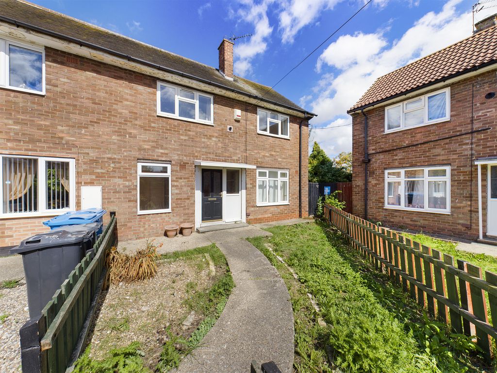 3 bed semidetached house for sale in Amethyst Road, Hull HU9 Zoopla