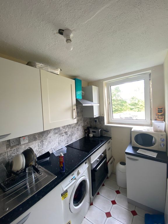 19 Ross Road, South Norwood SE25  