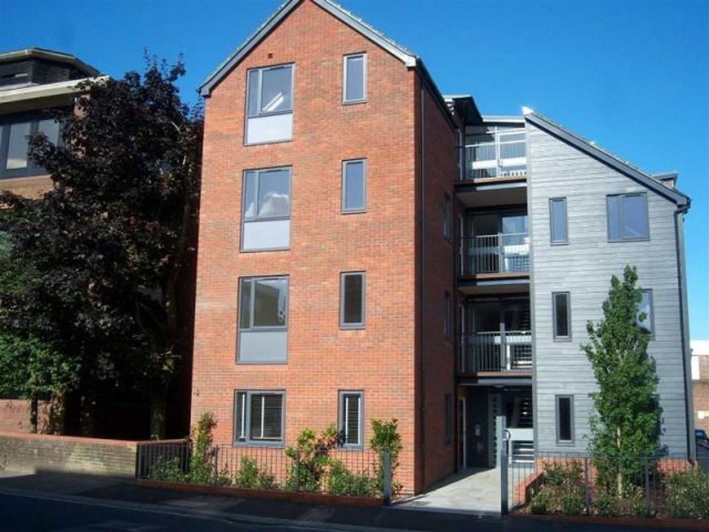 1 bed flat to rent in The Market House, Cantelupe Road, East Grinstead RH19 Zoopla