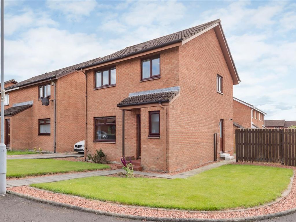 3 bed detached house for sale in Blenheim Place, Stenhousemuir, Larbert