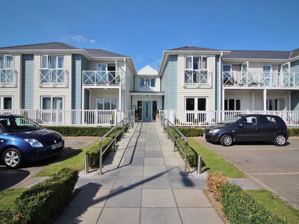 Houses On Canvey Island For Sale at Michael Thomas blog