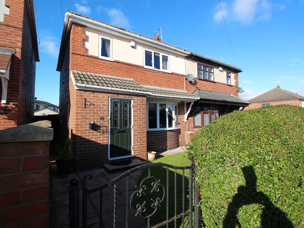3 bed semidetached house for sale in Highmill Avenue, Swinton