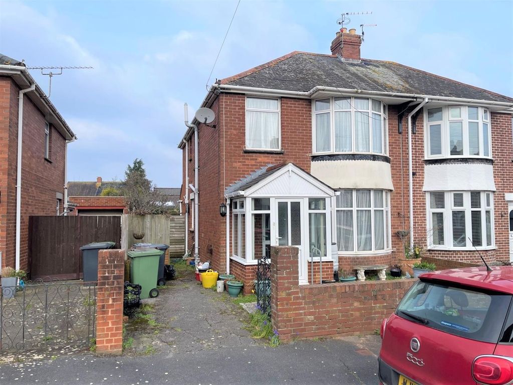 3 bed semidetached house for sale in Stratford Avenue, Pinhoe, Exeter EX4, £300,000 Zoopla