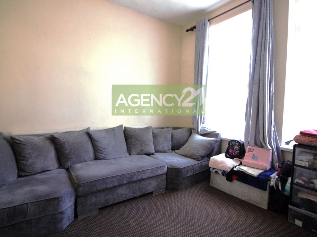 1 bed flat for sale in Palmerston Road, Forest Gate E7, £260,000 Zoopla