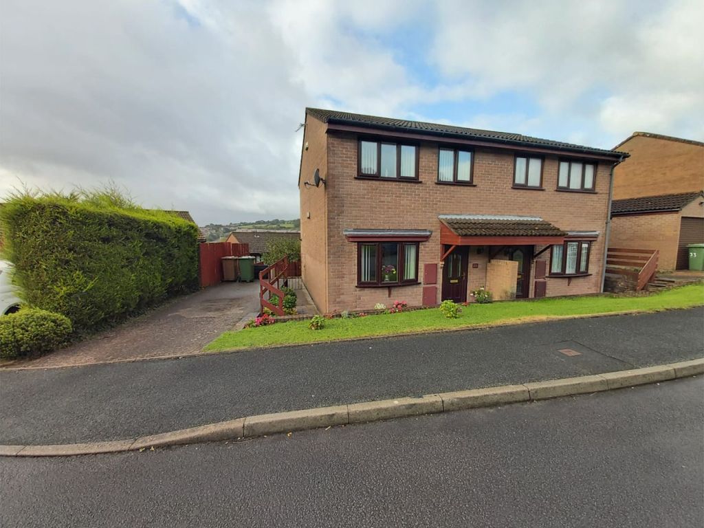 3 bed semidetached house for sale in Ffordd Eynon Evans, Caerphilly