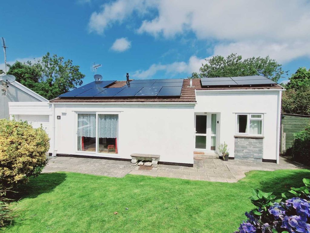 3 bed detached house for sale in Valley View, St Teath PL30, £375,000