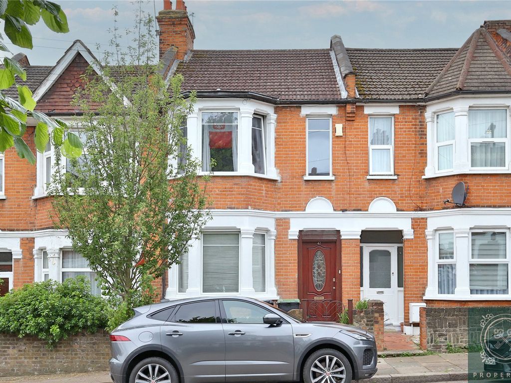 2 bed terraced house for sale in Solway Road, Wood Green, London N22