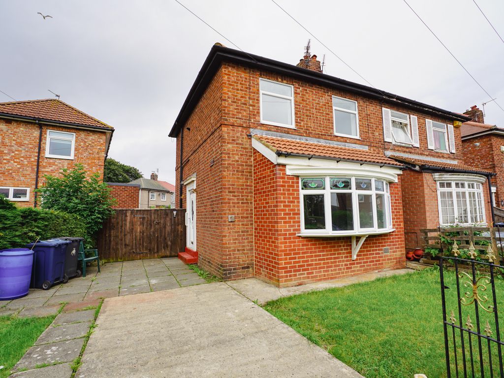 3 bed semidetached house to rent in Crossway, South Shields, South Tyneside NE34 Zoopla