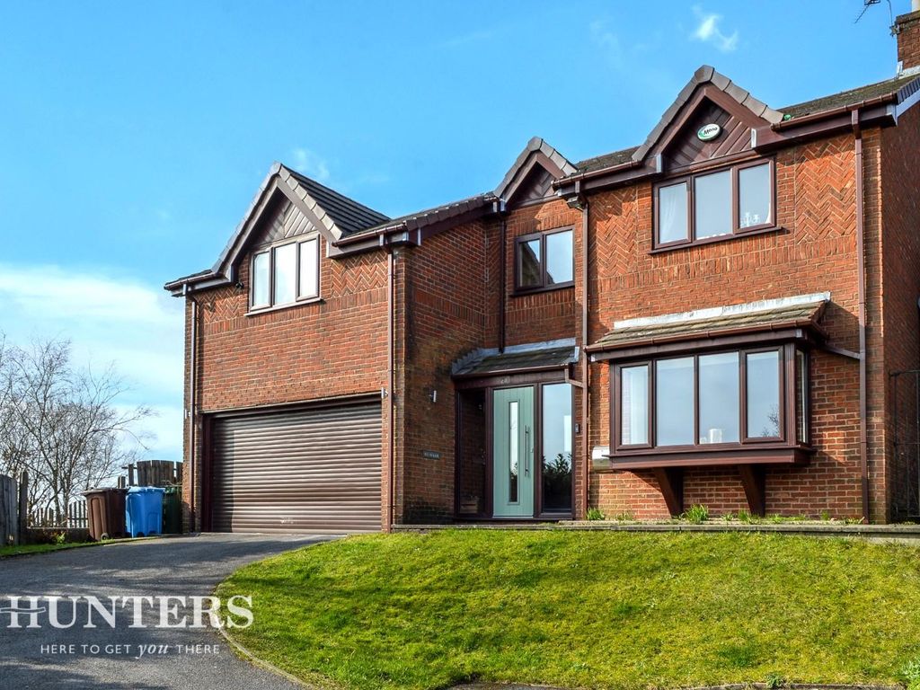 4 bed detached house for sale in North Nook, Austerlands, Oldham OL4, £