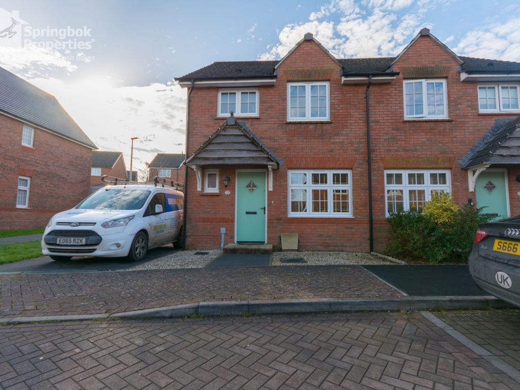 3 bed semidetached house for sale in Clover Way, Newton Abbot, Devon