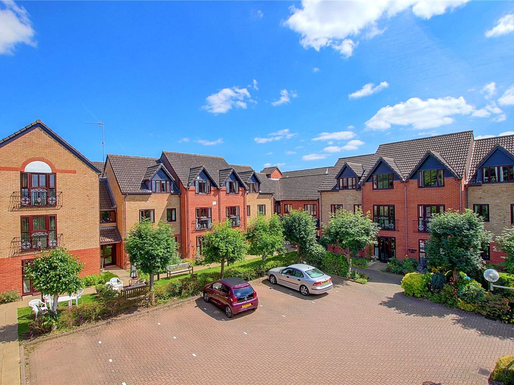 1 bed flat for sale in Kingfisher Court, Woodfield Road, Droitwich