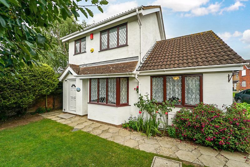 3 bed detached house for sale in Kielder Drive, Worle, WestonSuper