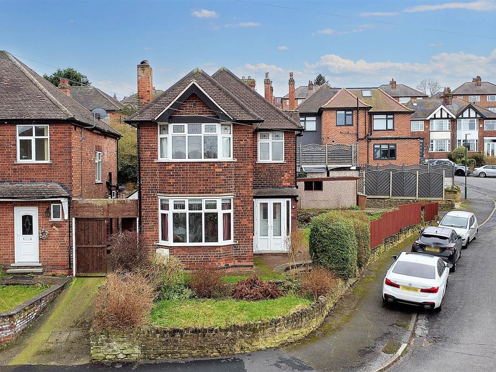3 bed detached house for sale in Valmont Road, Sherwood, Nottingham NG5