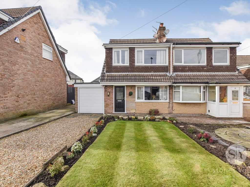 3 bed semidetached house for sale in Crediton Close, Blackburn BB2, £