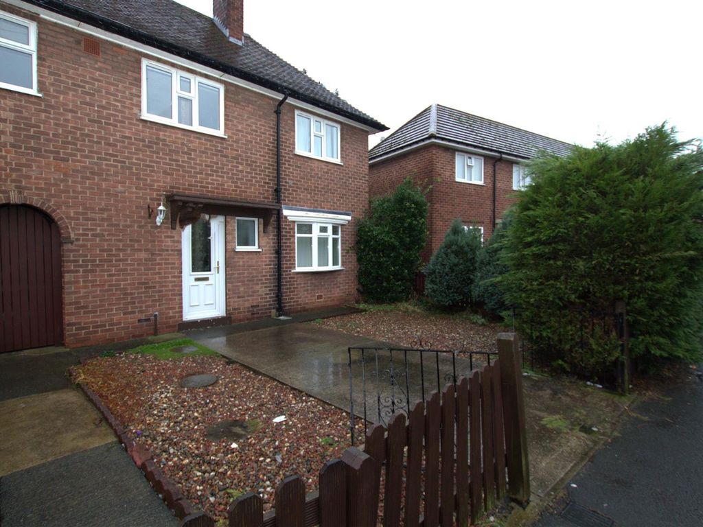 3 bed property to rent in Fremantle Crescent, Middlesbrough TS4, £800
