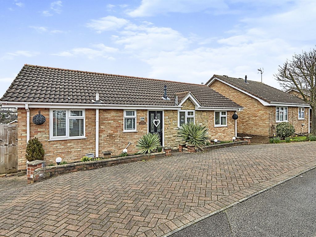 2 bed detached bungalow for sale in Drive, Oakwood, Derby DE21