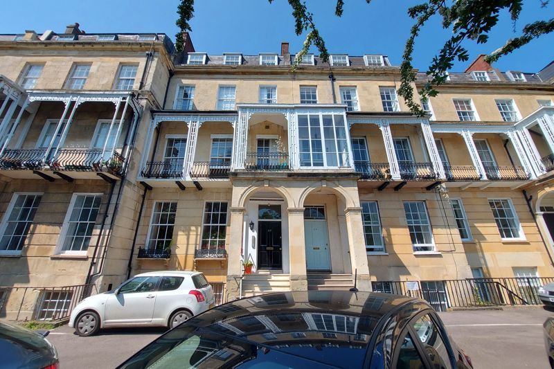 1 bed flat for sale in Lansdown Place, Montpellier, Cheltenham GL50, £
