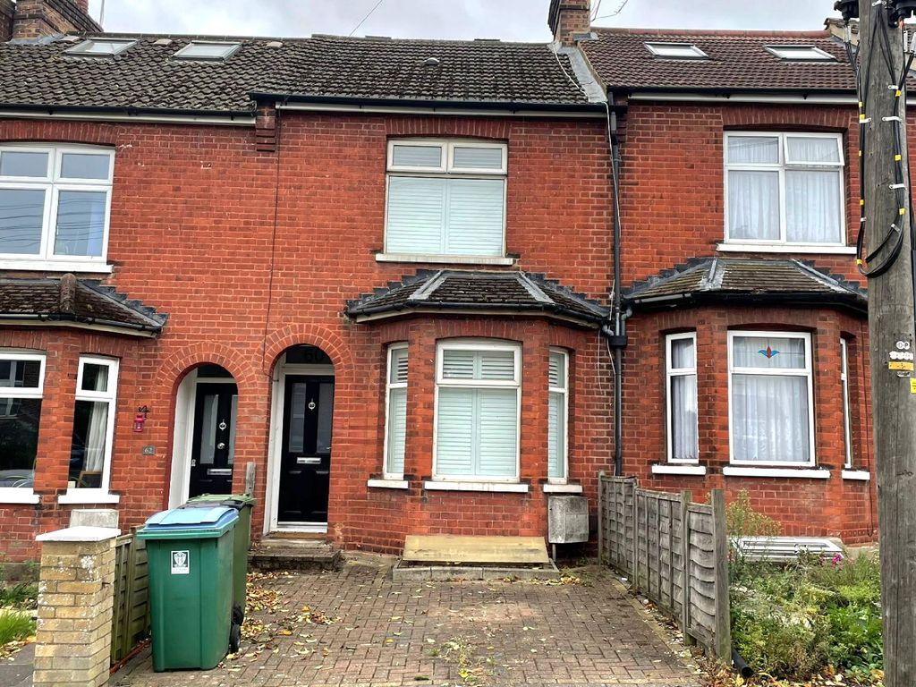 3 bed property to rent in Liverpool Road, Watford WD18, £2,100 pcm Zoopla