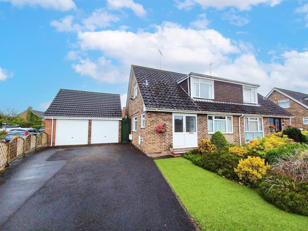 3 bed semidetached house for sale in Manor Lane, Charfield, Wotton