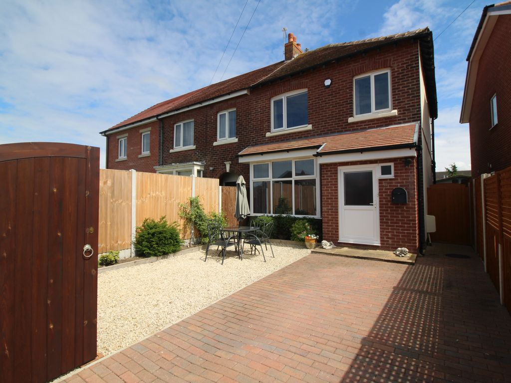 3 bed end terrace house for sale in Moorland Road, Lytham St. Annes FY8