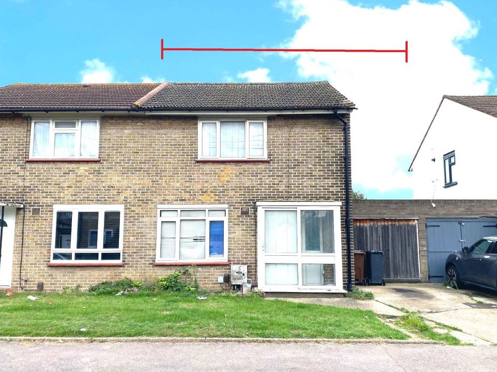2 bed semidetached house for sale in 30 Trefgarne Road, Dagenham
