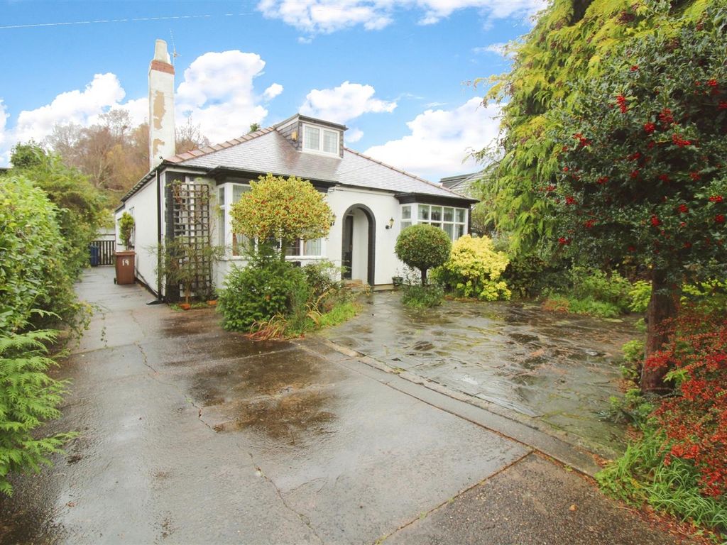 3 bed detached bungalow for sale in Hawthorne Avenue, Willerby, Hull