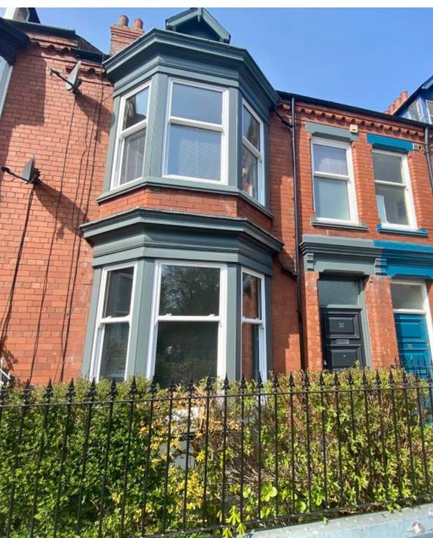 5 bed town house to rent in North Lodge Terrace, Darlington DL3, £1,000